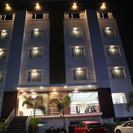 Capital O 29581 Rohini Jazz Hotel Visakhapatnam Exterior photo